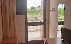 Hotel Bena E Traes